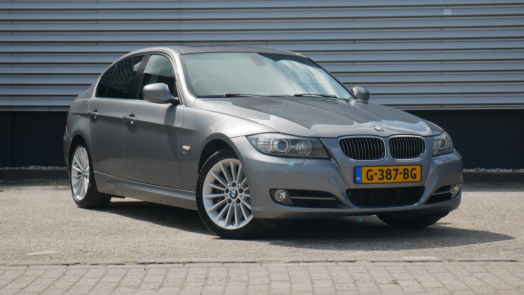 BMW 3-serie - 335i Luxury Line | X-Drive | Navi | 100dkm - AutoWereld.nl