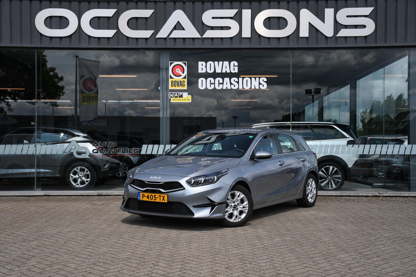 Kia Cee'd - Ceed DynamicLine 1.0 T-GDi 120pk PDC+CAM./ CRUISE/ NAVI - AutoWereld.nl