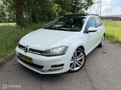 Volkswagen Golf - 1.4 TSI Leder Pano CarPlay Camera ✔️