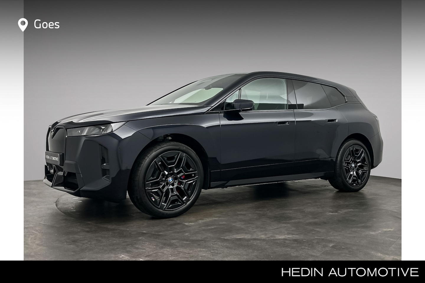 BMW iX - xDrive60 112 kWh Sky Lounge | Trekhaak | Luchtvering | Bowers en Wilkins - AutoWereld.nl