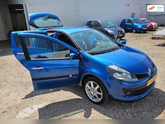 Renault Clio - 1.6-16V Dynamique Luxe nette auto