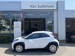 Toyota Aygo X - 1.0 VVT-i MT Play