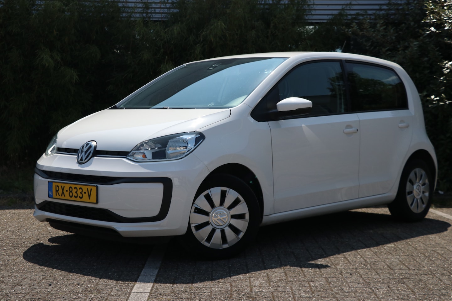 Volkswagen Up! - 1.0 BMT move up! 1.0 BMT move up! - AutoWereld.nl