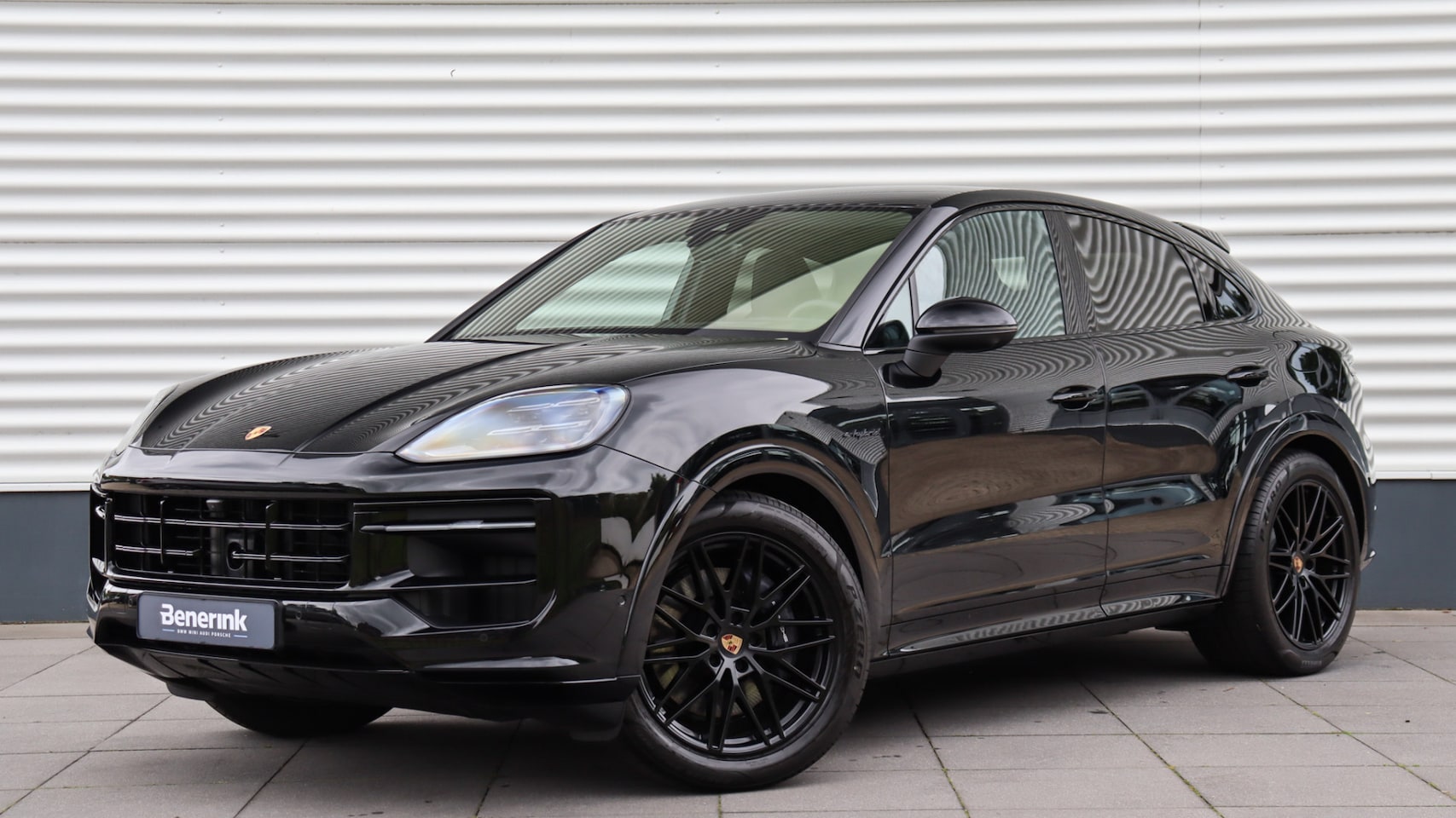 Porsche Cayenne Coupé - 3.0 E-Hybrid SportDesign | Head-up | Sportuitlaat | HD Matrix | Soft-Close | Bijrijdersdis - AutoWereld.nl