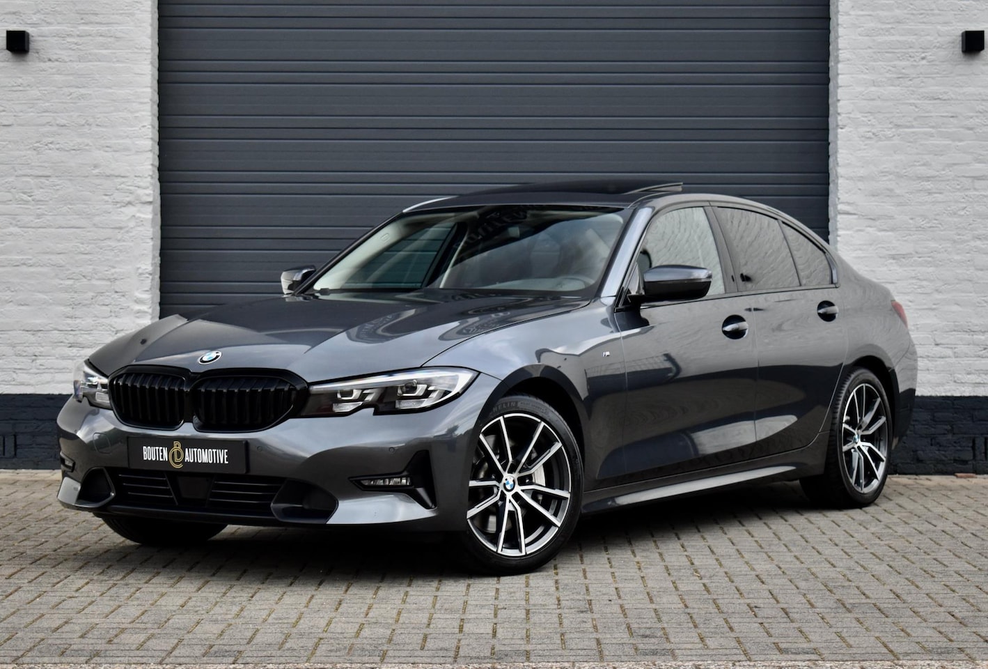 BMW 3-serie - 330i High Executive | Schuifdak | Half-leder | - AutoWereld.nl