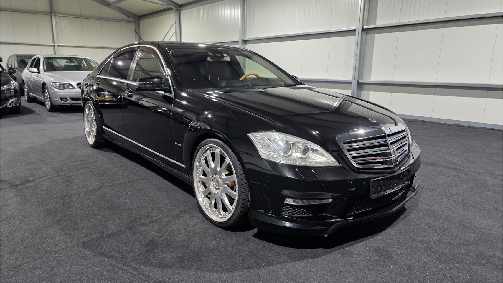 Mercedes-Benz S-klasse - 500 youngtimer, fiscaal waarde € 12.000,-, incl kenteken nu in Nederland - AutoWereld.nl