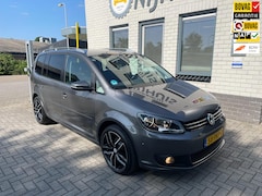 Volkswagen Touran - 1.2 TSI Comfortline BlueMotion / Trekhaak / Telefoon / Navigatie / PDC V+A / Cruise Contro