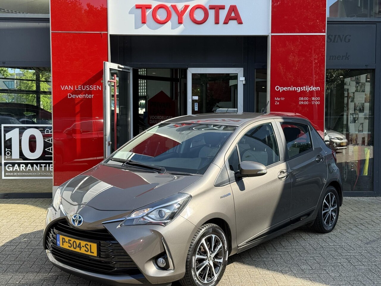 Toyota Yaris - 1.5 Hybrid Design Sport 1.5 Hybrid Design Sport - AutoWereld.nl