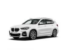 BMW X1 - xDrive25i High Executive M Sport | Pano | Trekhaak | HK | ACC