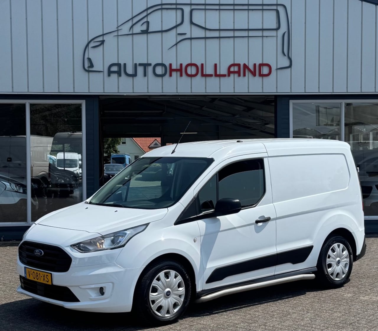 Ford Transit Connect - 1.5 TDCI 55KW 75PK EURO 6 AIRCO/ CRUISE CONTROL/ TREKHAAK/ 100% DEALERONDERHOUDEN - AutoWereld.nl