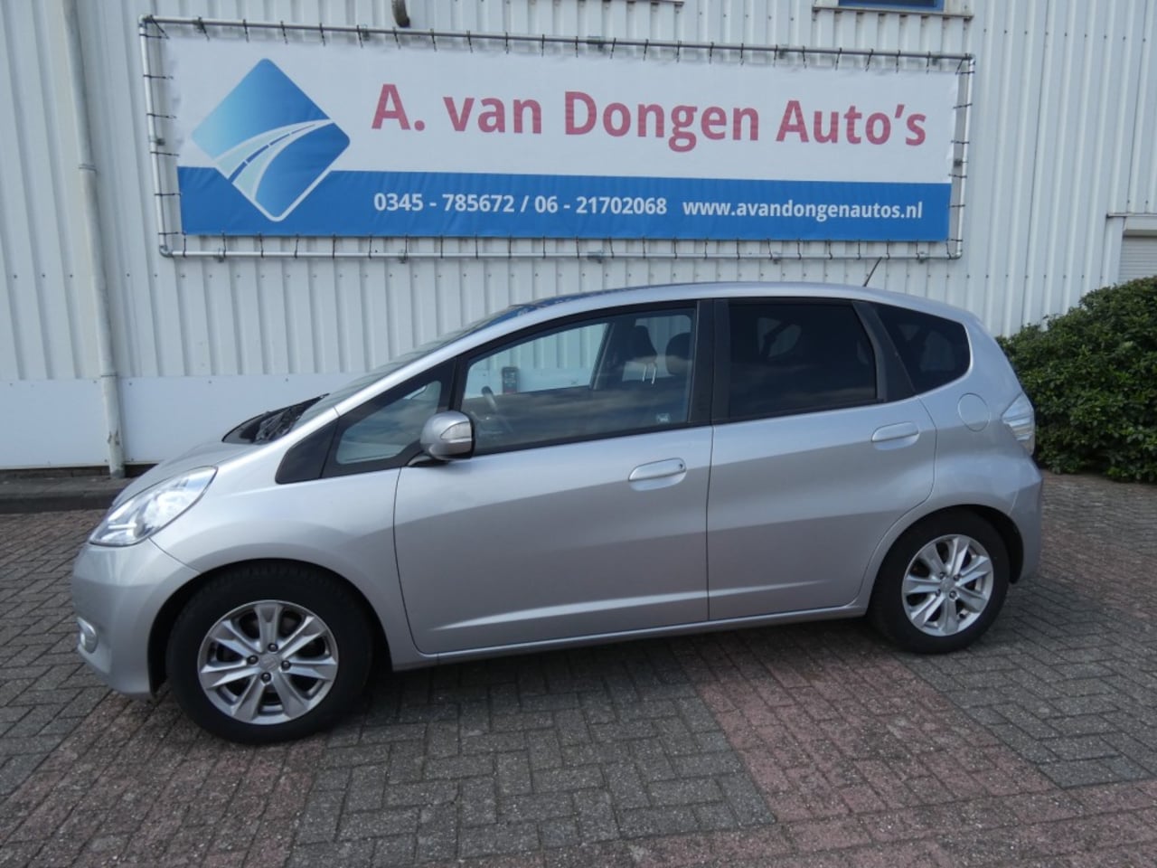 Honda Jazz - 1.4 Hybrid Elegance 1.4 HYBRID ELEGANCE,Pano,Fiestendrager,Winterbanden - AutoWereld.nl