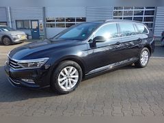 Volkswagen Passat - 1.5 TSI BUSINESS, Trekhaak, Virtual C., Navi, Android,