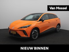 MG 4 - 4 MG4 Long Range Luxury 64 kWh | Navigatie | Led Koplampen | 360 Camera | Apple CarPlay |