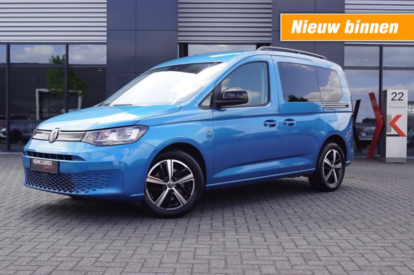 Volkswagen Caddy - 1.5 TSI / App-Connect / PDC / 17 Inch LM - AutoWereld.nl