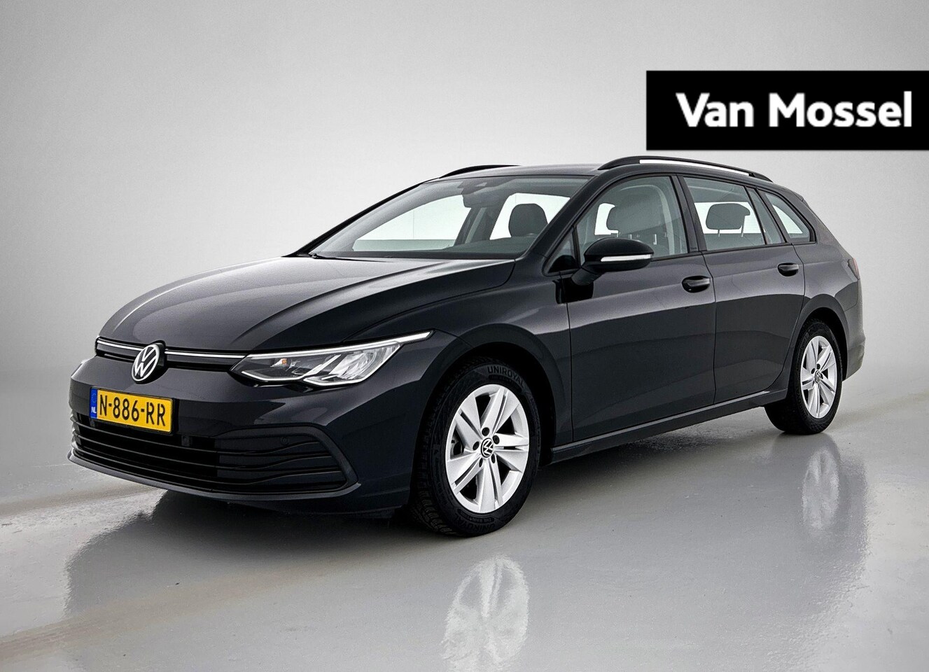 Volkswagen Golf Variant - 1.0 eTSI Life | Automaat | Digital Cockpit | Navigatie | Adaptive Cruise Control | Parkeer - AutoWereld.nl