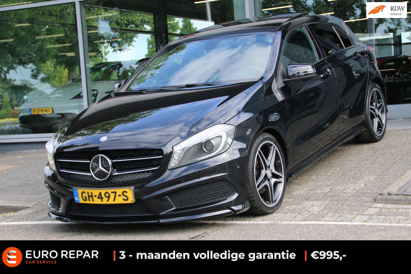 Mercedes-Benz A-klasse - 180 Ambition AMG-PAKKET PANO-DAK NL-AUTO NAP! - AutoWereld.nl