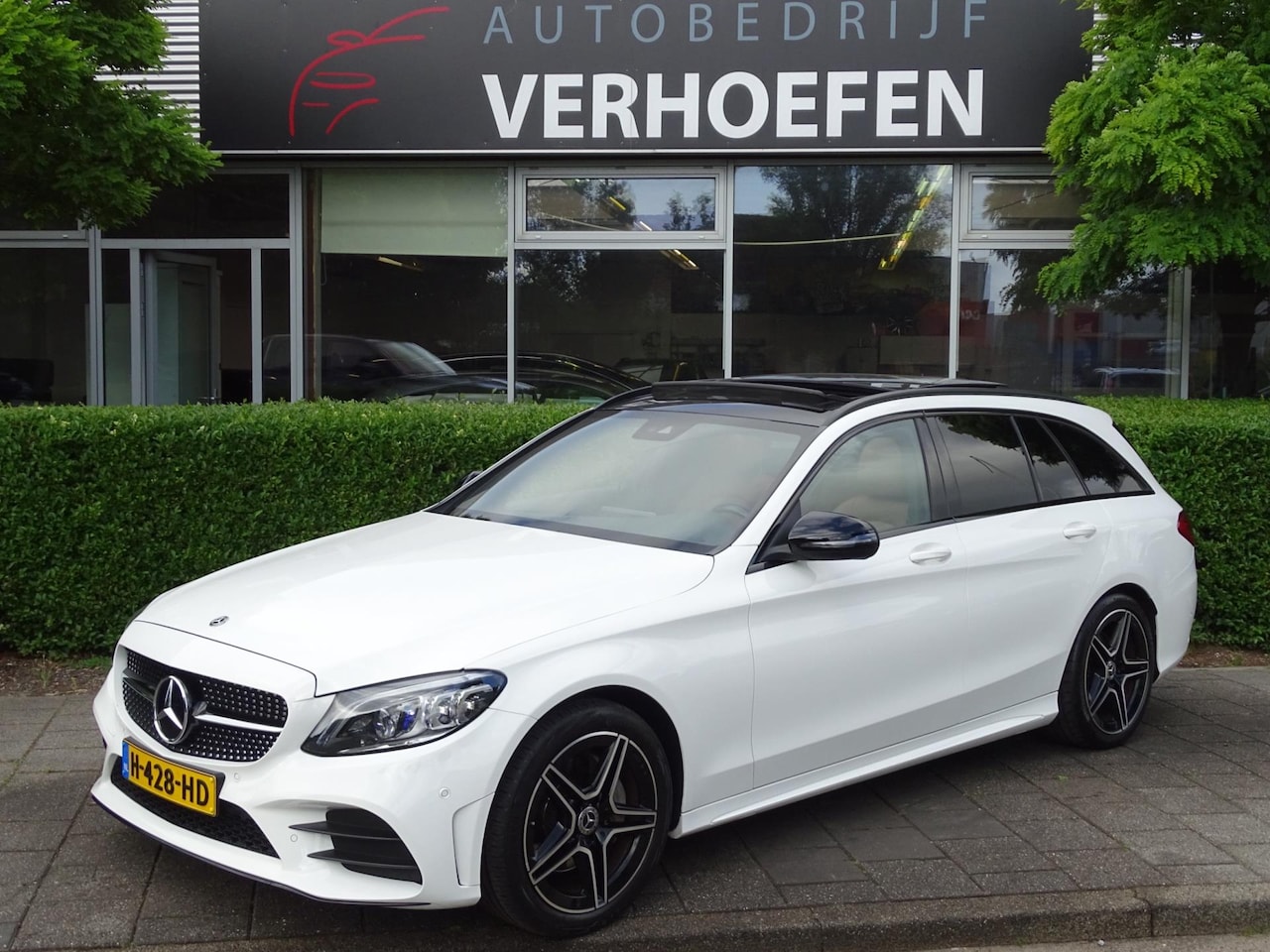 Mercedes-Benz C-klasse Estate - 160 Business Solution AMG - PANORAMADAK - SFEERVERLICHTING - NAP KM STAND - ORG NL - DEALE - AutoWereld.nl