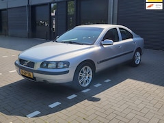 Volvo S60 - 2.4 Edition Automaat, CruisC, Clima, NAP