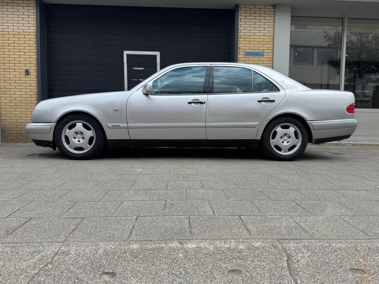 Mercedes-Benz E-klasse - 240 Avantgarde 240 Avantgarde - AutoWereld.nl