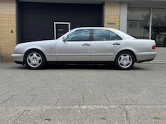 Mercedes-Benz E-klasse - 240 Avantgarde
