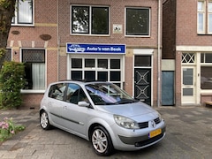Renault Scénic - 2.0-16V Tech Line panorama schuifdak