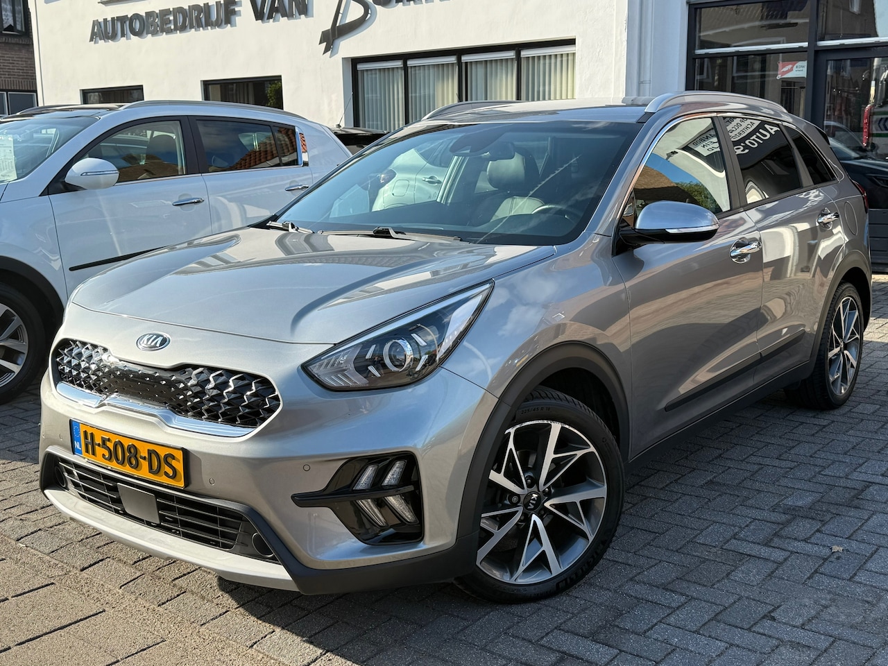 Kia Niro - 1.6 GDi Hybrid DynamicPlusLine 1.6 GDi Hybrid DynamicPlusLine, Stoelverwarming,Apple Carplay/Android,Navigatie - AutoWereld.nl