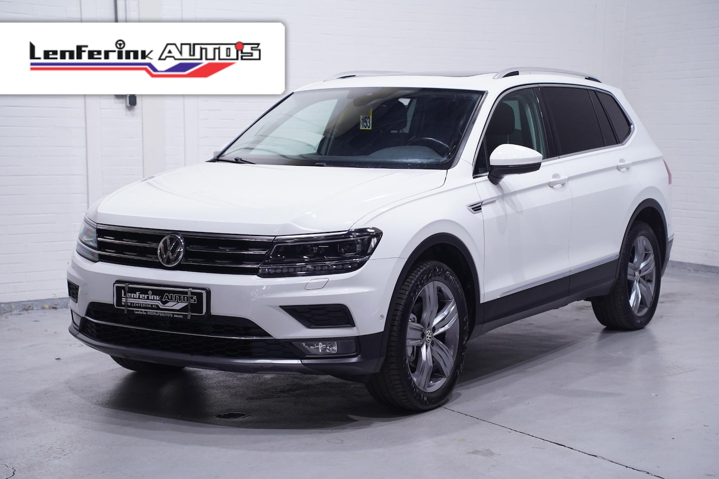 Volkswagen Tiguan Allspace - 2.0 TDI 150 pk DSG Aut. Grijs Kenteken 2-Zits, Navi, Trekhaak, LED, Panoramadak, PDC V+A - AutoWereld.nl