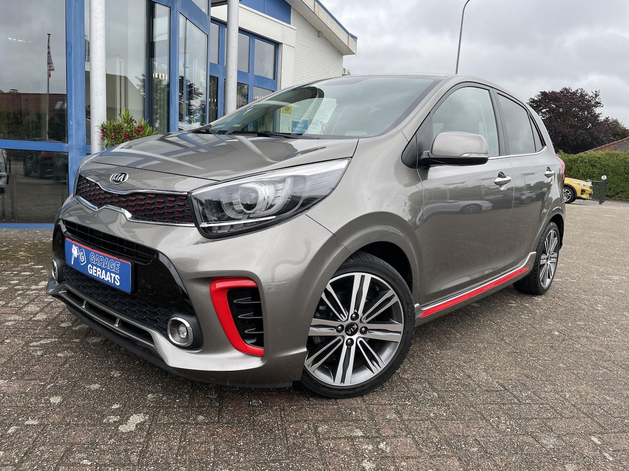 Kia Picanto - 1.2 CVVT GT-Line | Lederen bekleding, Camera, Navigatie, 16" LM-velgen, Apple carplay, Pri - AutoWereld.nl