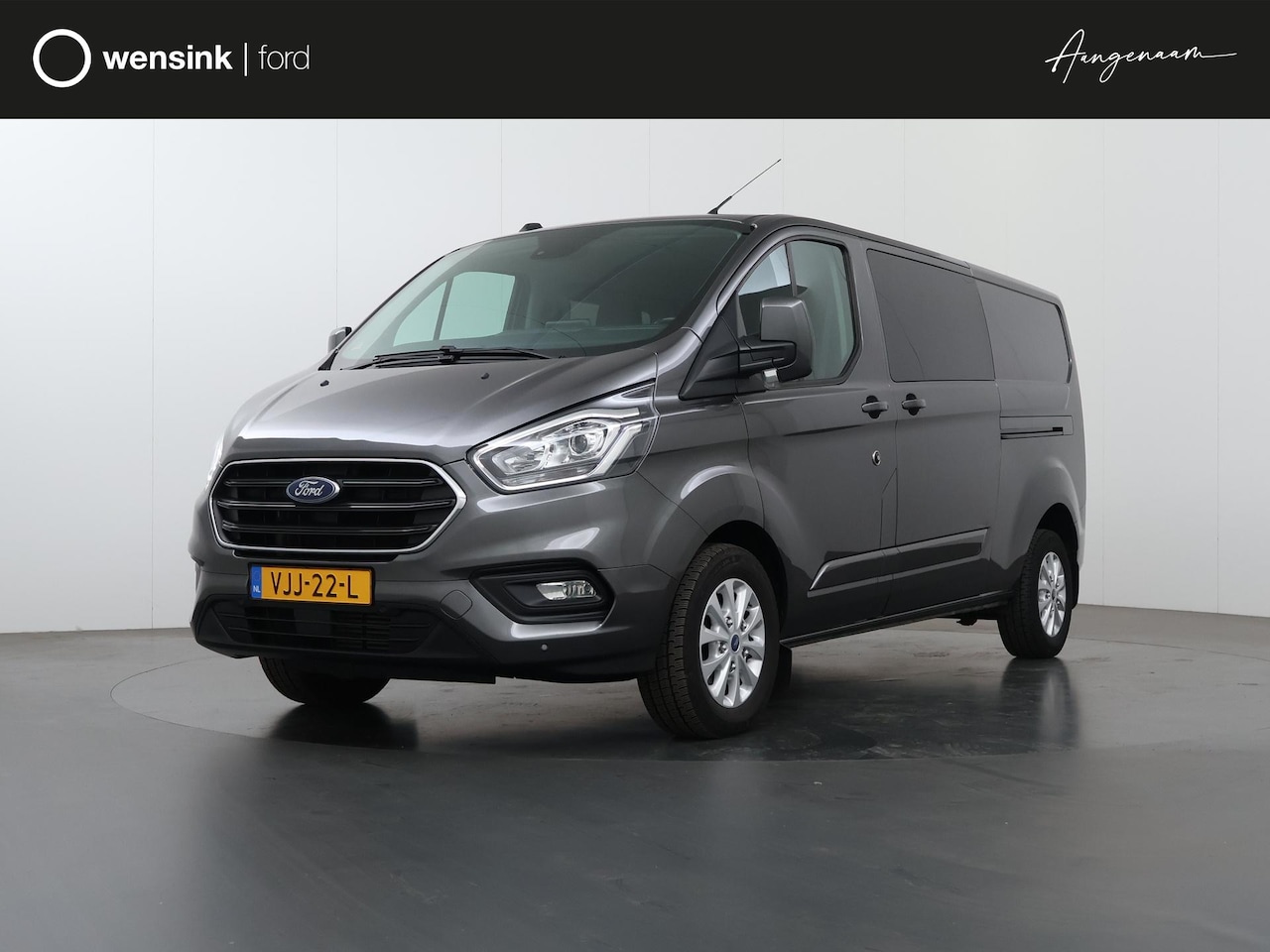 Ford Transit Custom - 300 2.0 TDCI Aut. | L2 H1 | Limited | DC | Schuifdeur L+R | LM Velgen | Trekhaak | Lederen - AutoWereld.nl
