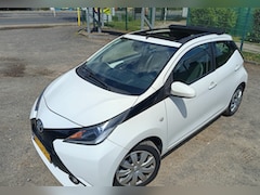 Toyota Aygo - 1.0 VVT-i x-wave Cabriolet
