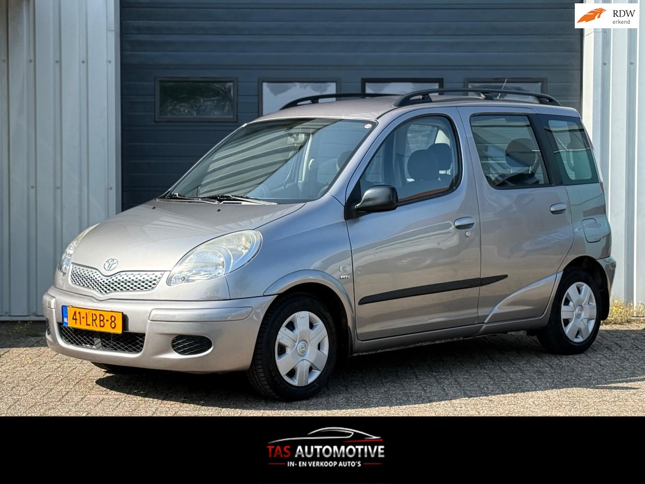 Toyota Yaris Verso - 1.3 VVT-i Terra AUTOMAAT / EL.RAMEN - AutoWereld.nl