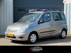 Toyota Yaris Verso - 1.3 VVT-i Terra AUTOMAAT / EL.RAMEN