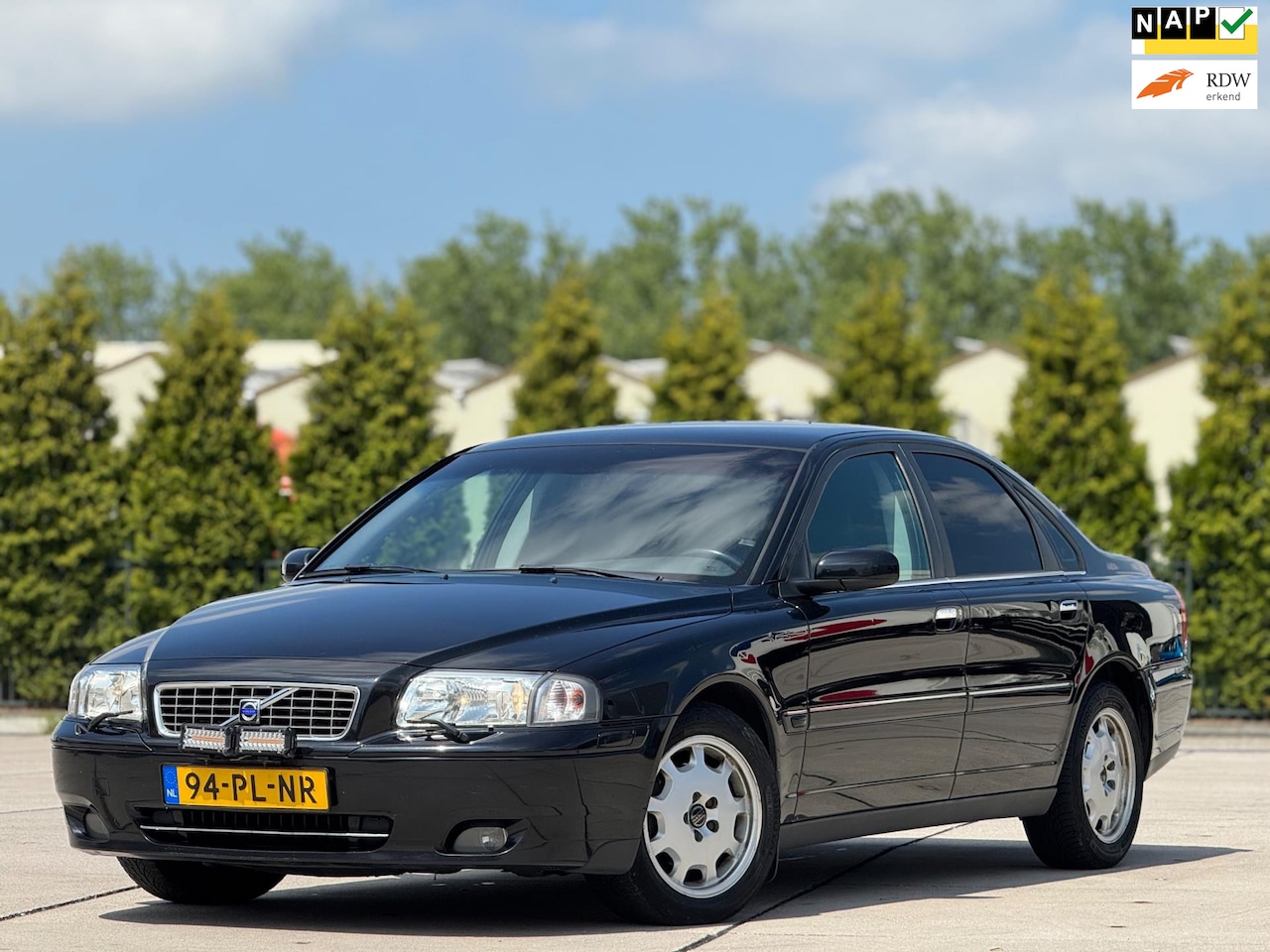 Volvo S80 - 2.4 Momentum | Navigatie | Airco | Stoelverwarming | Parkeersensoren | Leder stoelen | - AutoWereld.nl