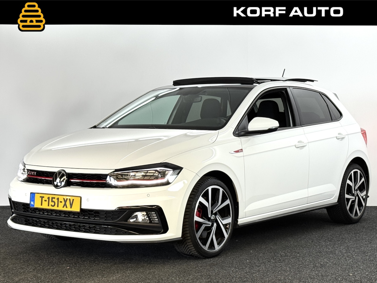 Volkswagen Polo - 2.0 TSI GTI 200PK / Pano / Digi Dash / Winter - AutoWereld.nl