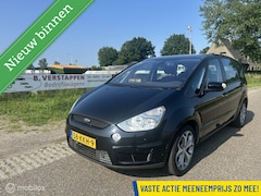 Ford S-Max - 2.0 Titanium 5p. MOTORSCHADE