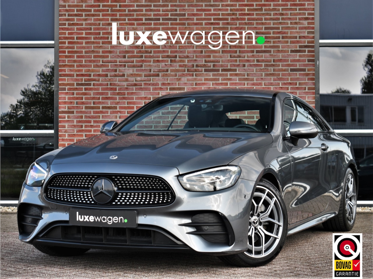 Mercedes-Benz E-klasse Coupé - 200 AMG Line Facelift | Night | Widescreen | Camera - AutoWereld.nl
