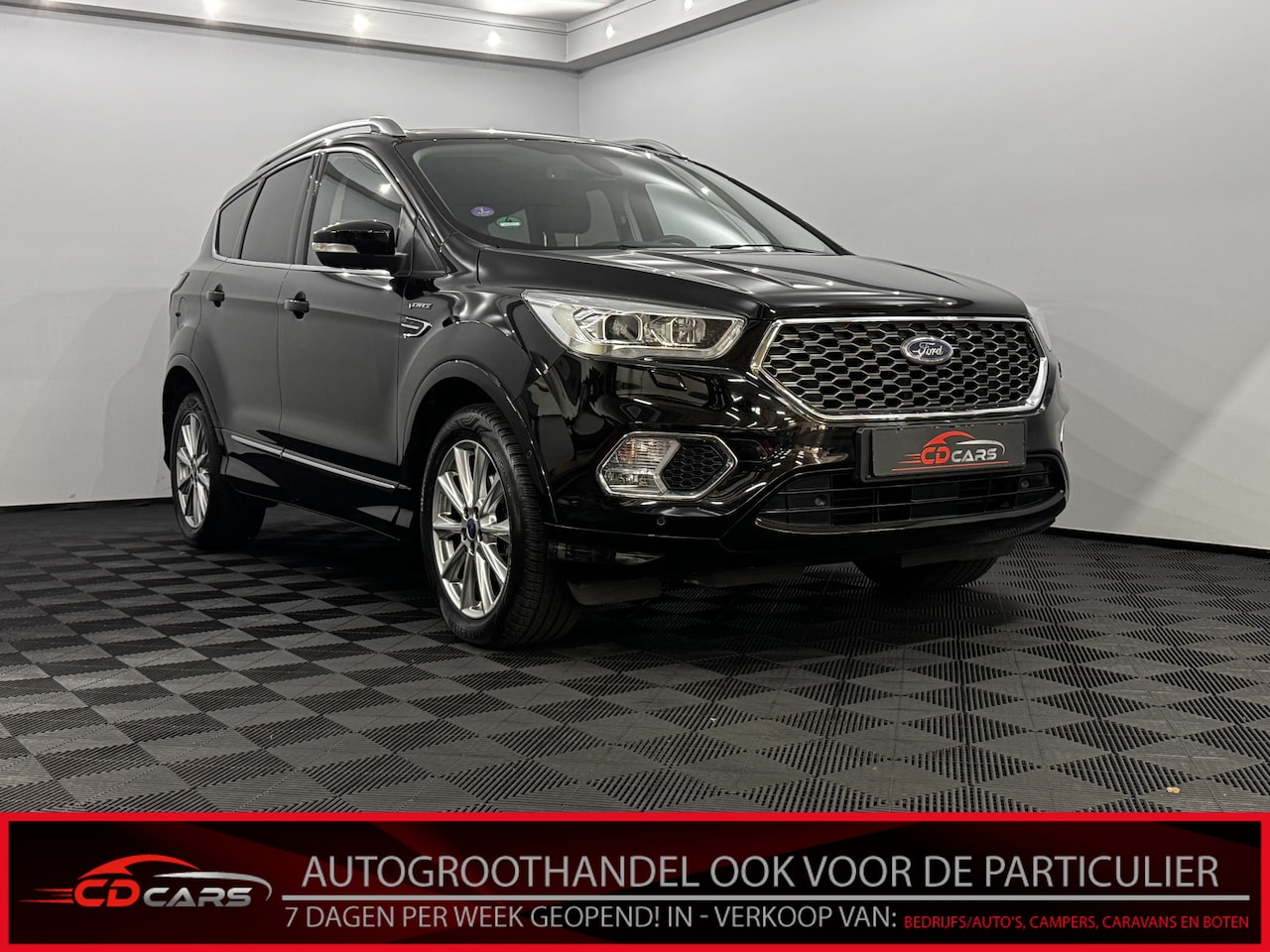 Ford Kuga - 1.5 EcoBoost Vignale Luxe leder, Camera, Navi, Kelyess start, Cruise control, Memory stoel - AutoWereld.nl