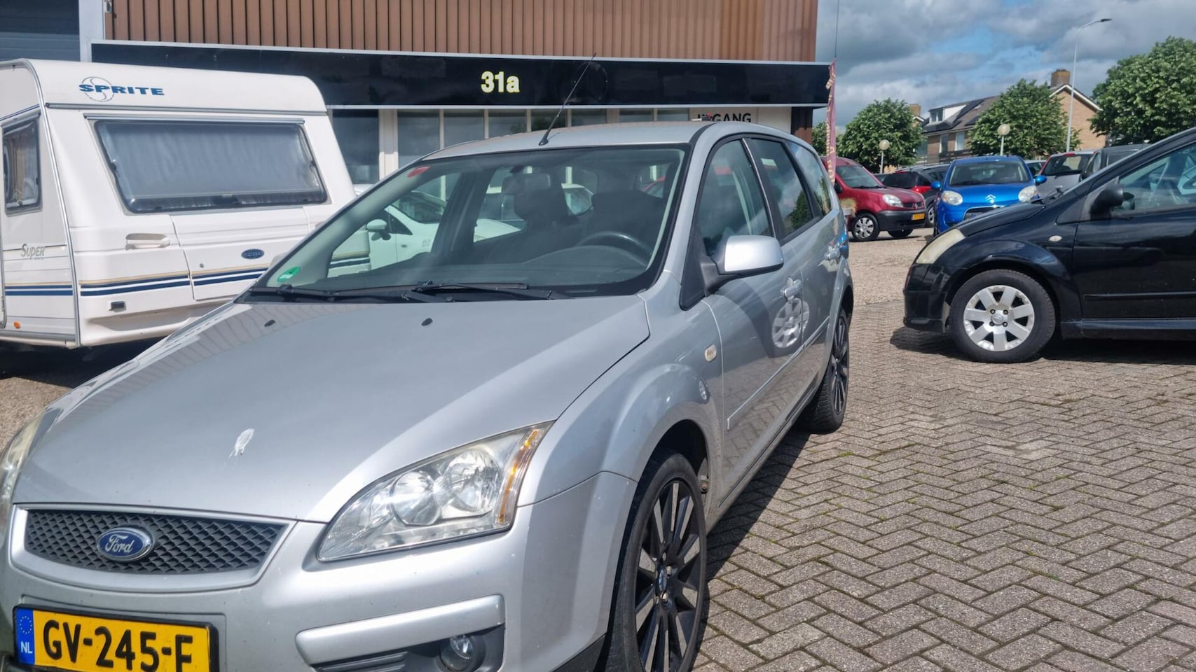 Ford Focus Wagon - 1.6-16V Trend - AutoWereld.nl