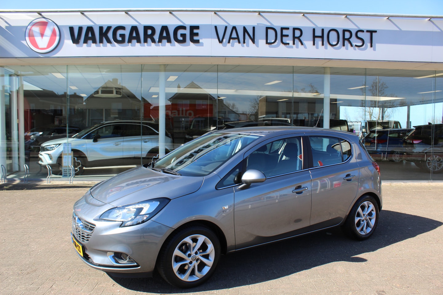 Opel Corsa - 1.4 120 Jaar Edition 1.4 120 Jaar Edition , 5deurs , 90pk Airco , Cruise control , Bluetooth , LED dagrijverlic - AutoWereld.nl
