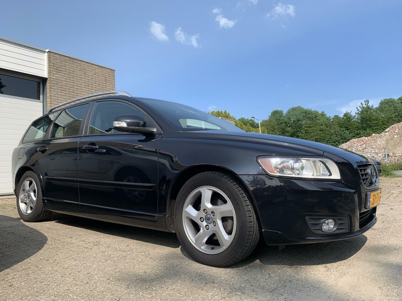 Volvo V50 - 1.6 D2 S/S Limited Edition NAP Leer Navi Trekhaak Airco Cruise control - AutoWereld.nl