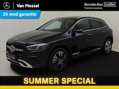 Mercedes-Benz GLA-Klasse - 180 Star Edition / Panoramadak/ El. Trekhaak/ Sfeerverlichting