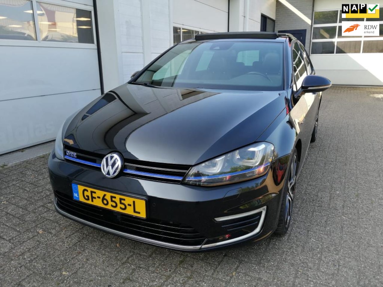 Volkswagen Golf - 1.4 TSI GTE FULL OPTION! - AutoWereld.nl