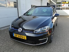 Volkswagen Golf - 1.4 TSI GTE FULL OPTION