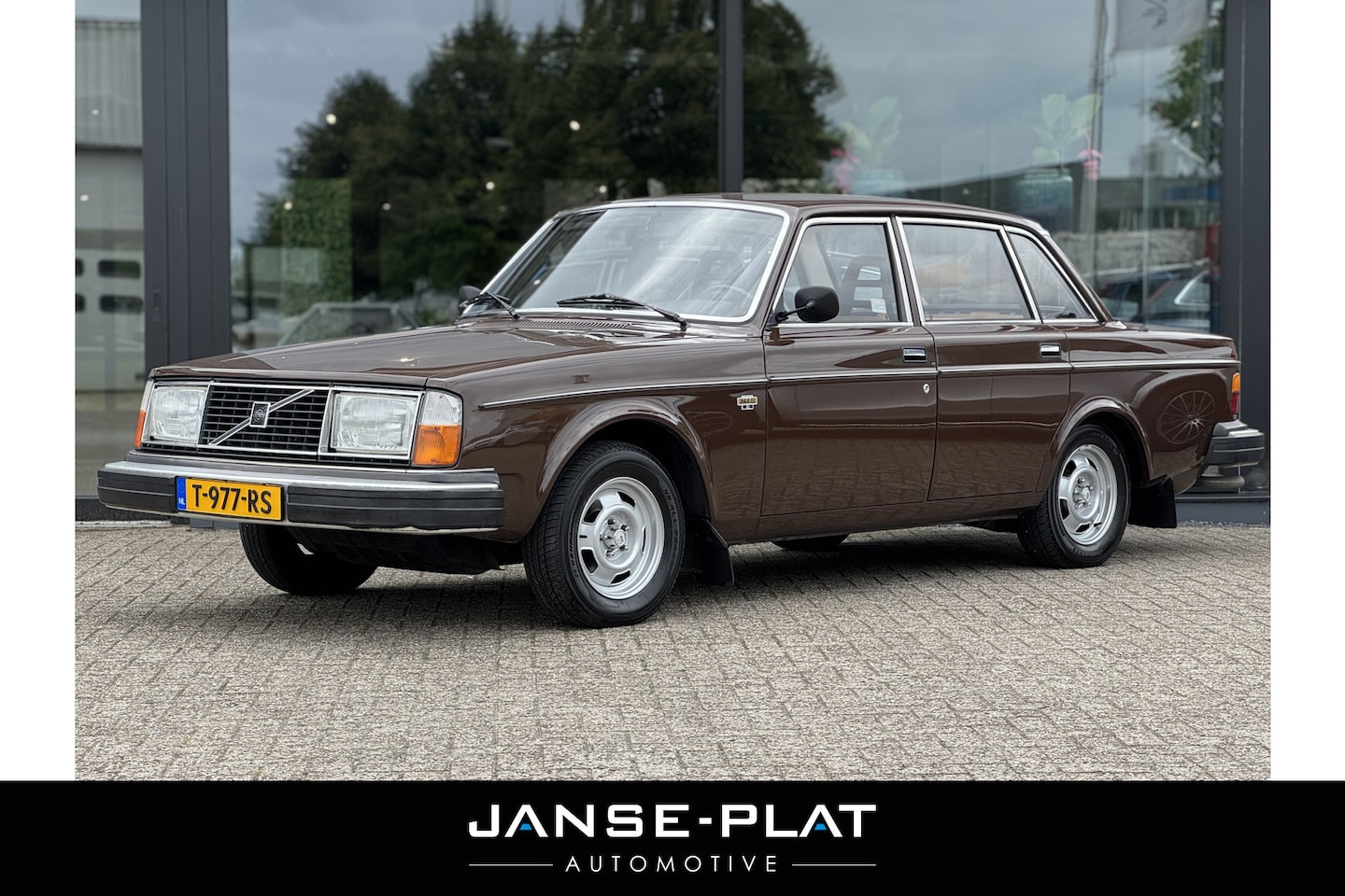 Volvo 240 - 2.3 GL Grand Luxe | LPG(nieuw) | Wegenbelastingvrij | Zeer goede staat | Historie aanwezig - AutoWereld.nl