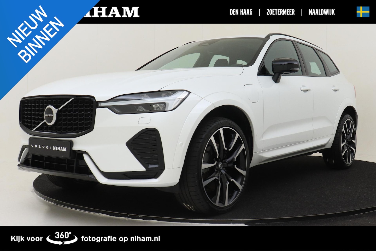 Volvo XC60 - T6 PLUG-IN HYBRID AWD ULTRA DARK -PANO.DAK|HEAD-UP DISP.|HARMAN/KADON|LUCHTVERING|CAMERA - AutoWereld.nl