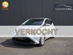 Toyota Aygo - 1.0 VVT-i x-play Automaat / Airco / 5-drs / Camera