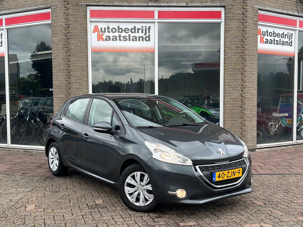 Peugeot 208 - 1.2 VTi Envy - MOTORSTORING - - AutoWereld.nl