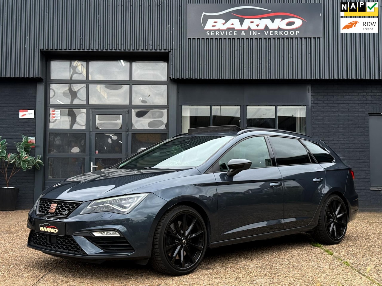 Seat Leon ST - 2.0 TSI 4DRIVE CUPRA 300 PANO BEATS - AutoWereld.nl