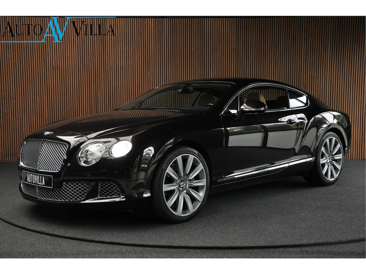 Bentley Continental GT - 6.0 W12 Massage Softclose Standkachel Naim Keyless Stoelventilatie Elektr. achterklep - AutoWereld.nl
