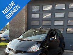 Toyota Aygo - 1.0-12V 5DRS/Airco/Carplay
